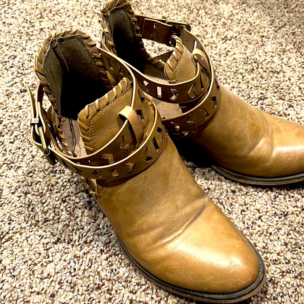 Womens boots